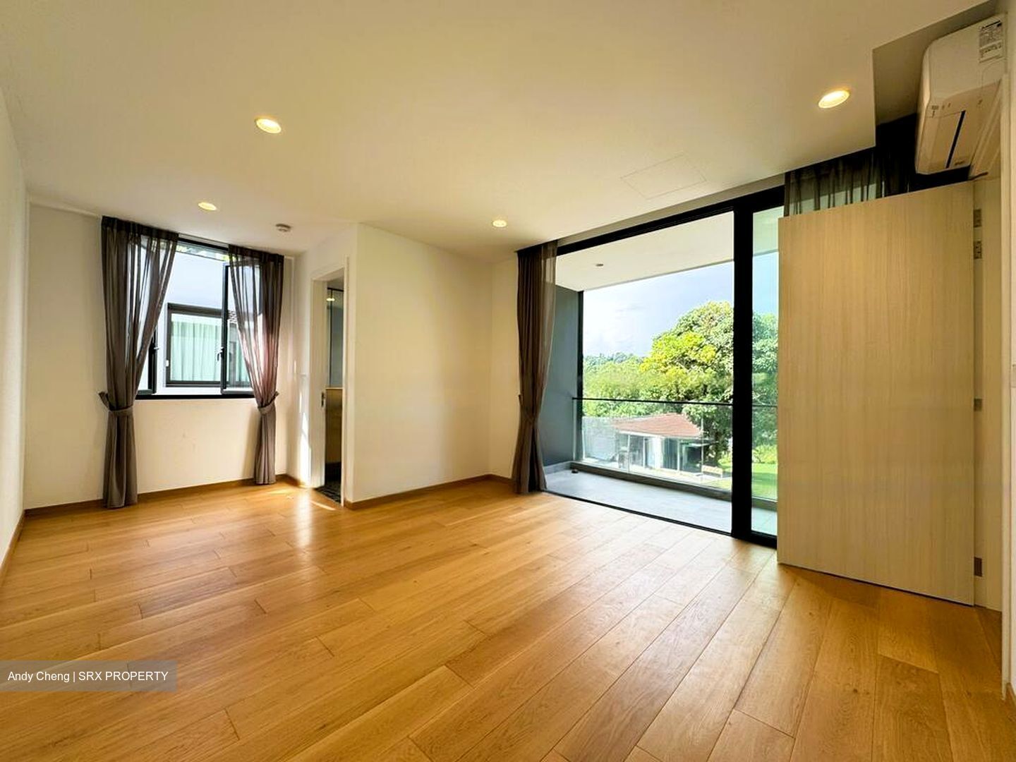 Hong Kong Park (D21), Detached #480732421